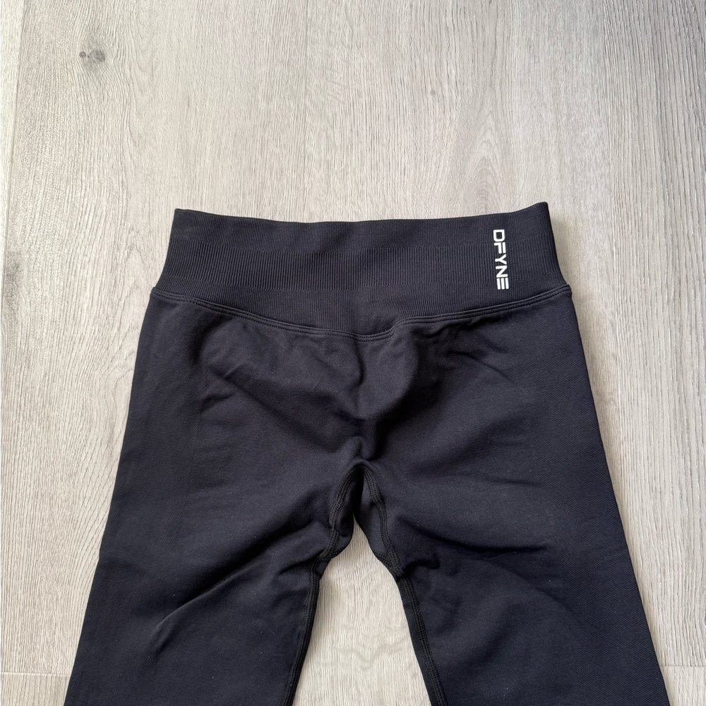 DYNE Black High-Rise Leggings